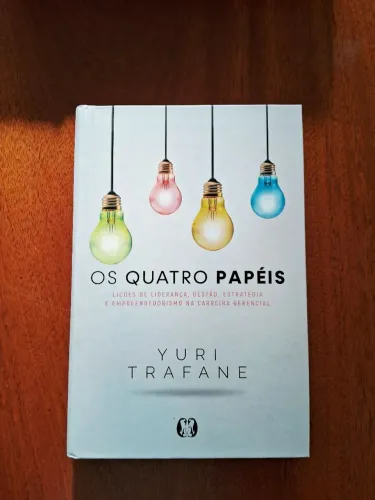 Livro Os Quatro Papéis