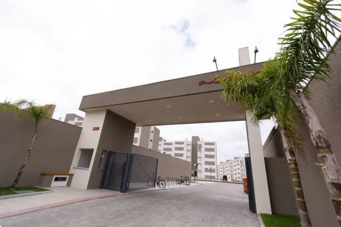 Apartamento de 2 dormitórios disponível para aluguel e venda no bairro Areal, Pelotas RS,