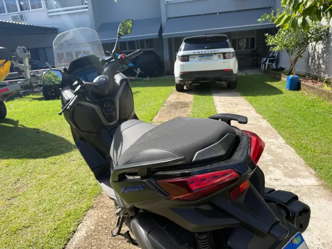 Moto XMAX 300 -2026- só 400 km