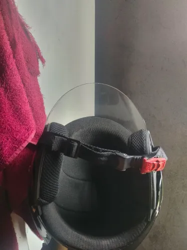 Capacete em bom estado 100