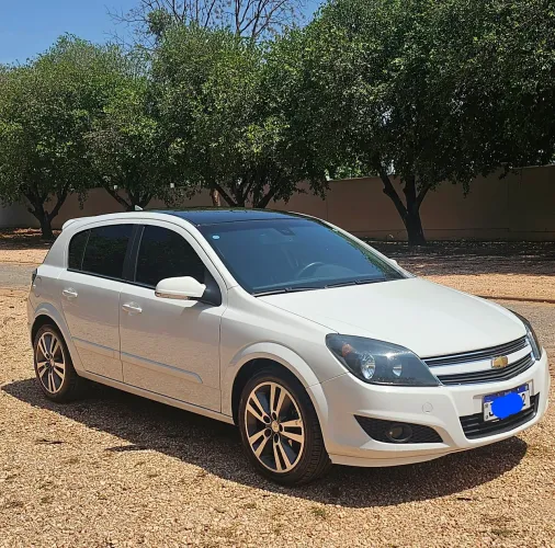 Chevrolet Vectra GT-X 2.0 MPFI 8V Flexpower Aut. 2011