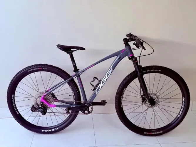 Oggi Big Wheel 7.2 Aro 29 Deore 12v Usada 1 vez estado de nova - RETIRADA APENAS EM CUIABA