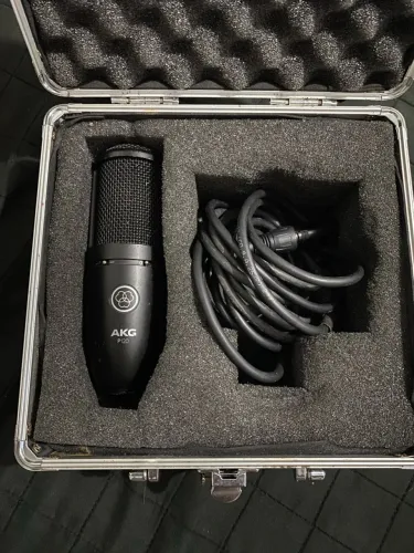 Microfone Akg P120
