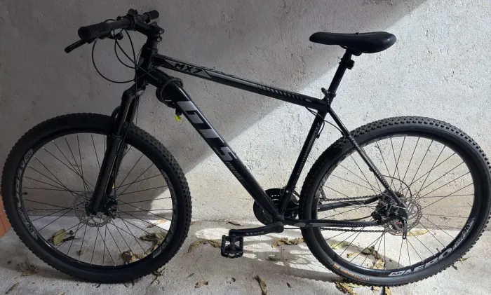 Bicicleta GTSM1 MX7 aro 29