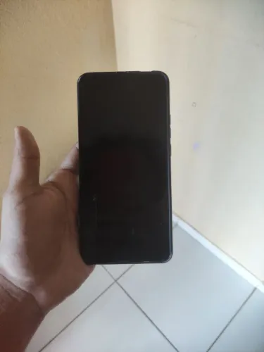 Motorola One Hyper com defeito (tela e botão Power)
