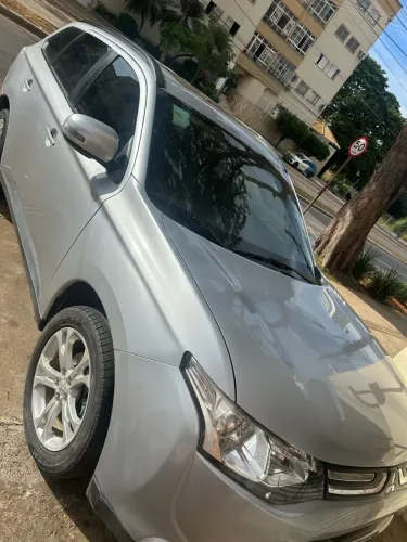 Mitsubishi Outlander 2.0 16V 160cv Aut. 2015