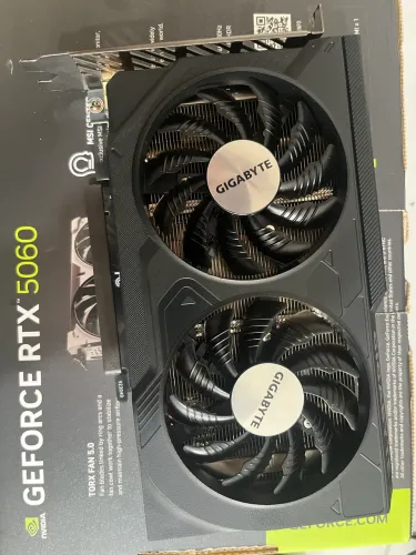 RTX 4060 8Gb Gigabyte 