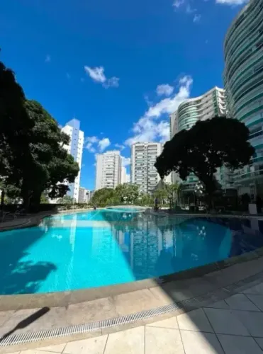 Imóvel para aluguel possui 348 metros quadrados com 4 quartos em Barro Vermelho - Vitória 