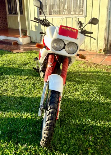 Yamaha Ténéré 600 ano 1990