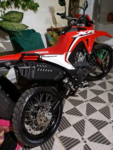Tornado xr300 super nova