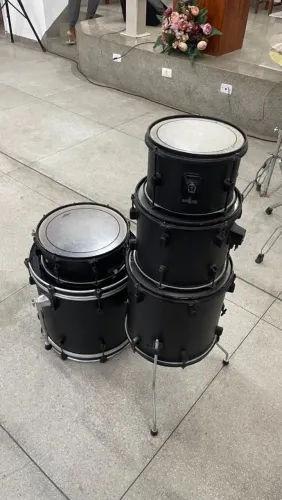 BATERIA D-ONE ACÚSTICA 
