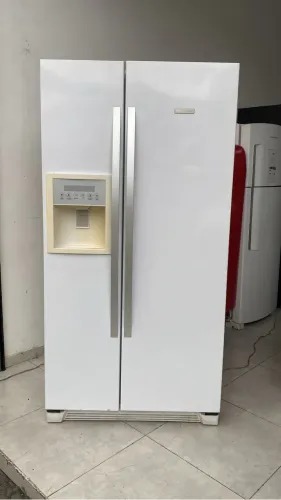 Geladeira Electrolux