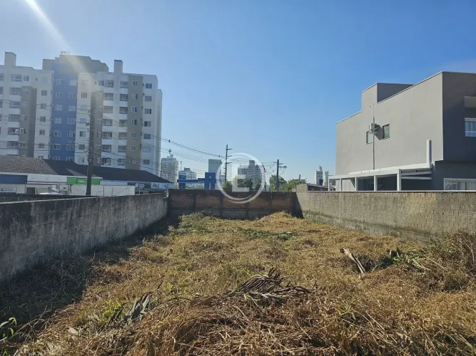 Terreno 360m² - Pedra Branca