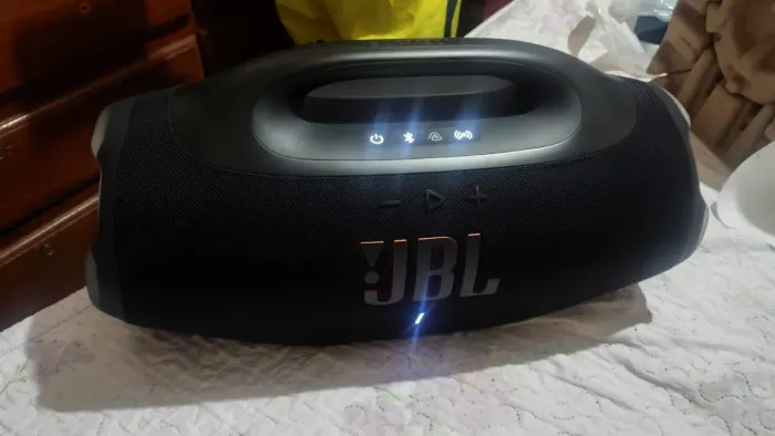 Caixa JBL boombox 4 nova