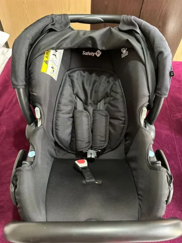 Bebe conforto praticamente novo baby 1st