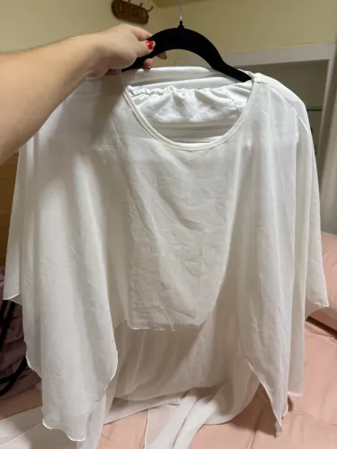 Blusa com transparência e top