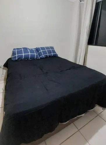 Vendo cama de casal