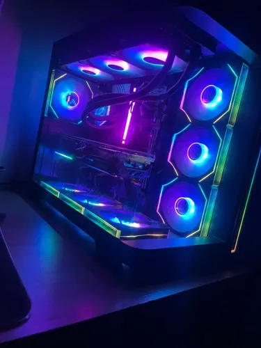 PC Gamer Intel Core i5-14600K de última geração e placa de vídeo Radeon RX 9070 XT 16GB