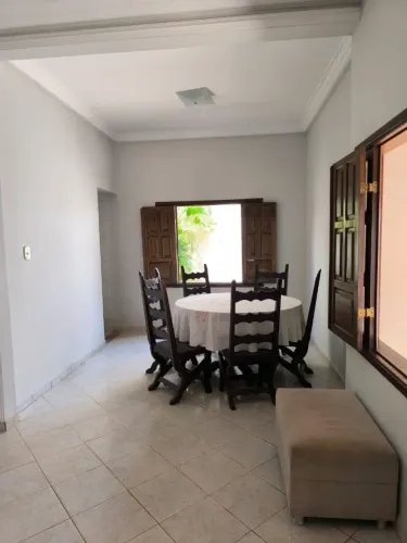 Bairro de Referência zona Sul...Augusta Mota /Garagem 4; veículos..