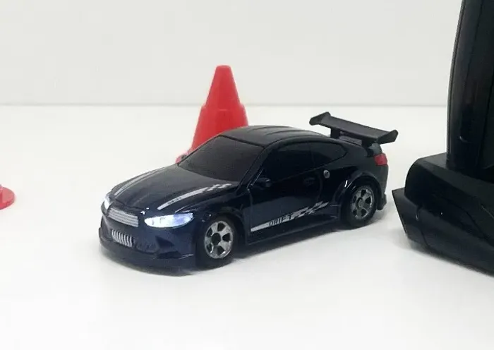 Mini carro controle remoto