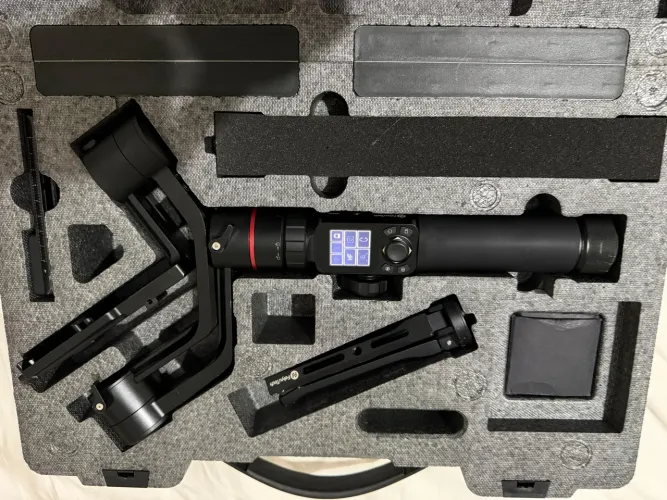 Gimbal feiyutech ak2000 pouco usado.