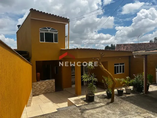 Casa em Rua Taboão da Serra - Itaipu (Barreiro) - Belo Horizonte/MG