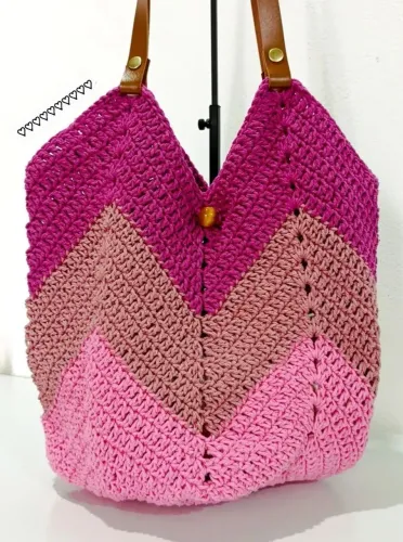 150 reais bolsa de croche  rosa