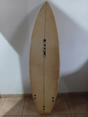 Prancha de Surf ( quilha )
