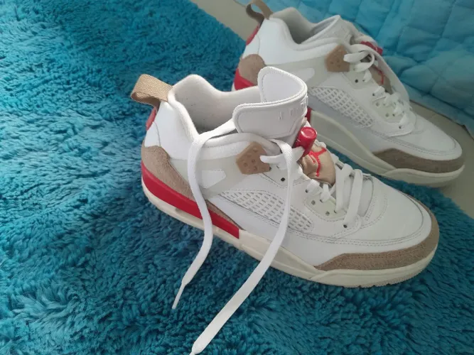 Air jordan low spizike novo tamanho 37