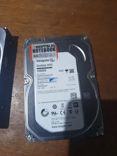 Disco Rígido Interno Hd Seagate 1tb Desktop Hdd St1000dm003 3,5 Sata