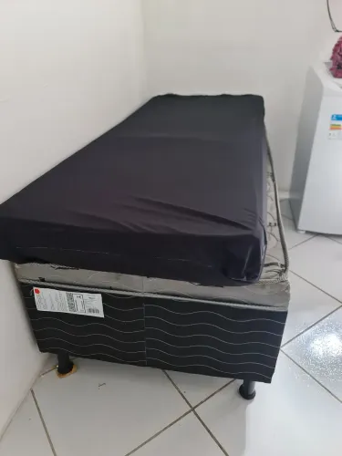 Cama Box solteiro com colchão