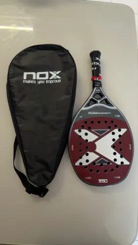 Raquete NOX Varadero 2025 Carbono 3K | 332 g | Apenas 1 mês de uso