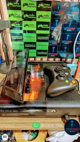 Xbox com 54 jogos na memória