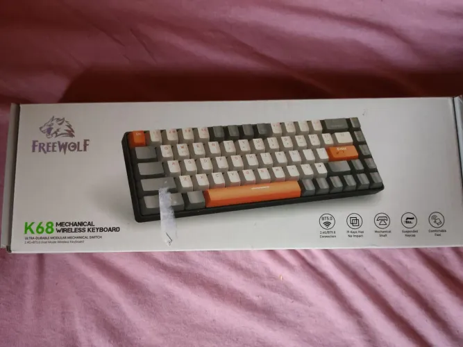 Teclado gamer sem fio 60%
