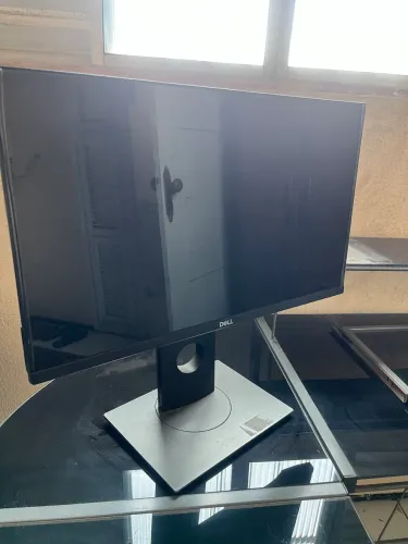 Monitor DELL