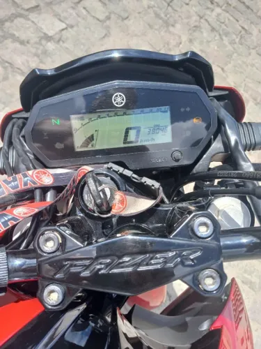 Fz25 se ver de perto compra na hora 