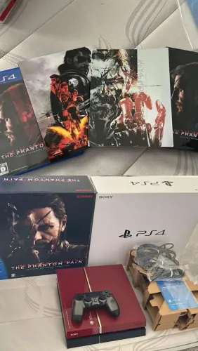 Ps4 metal gear solid v phatom pain Edição <br><br>R$4000