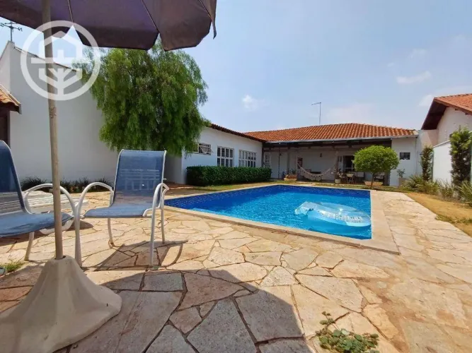 Casa com 5 dormitórios à venda, 317 m² por R$ 950.000,00 - Jardim Allah - Barretos/SP