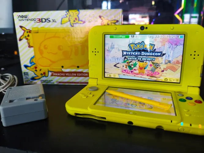 Nintendo 3DS XL Pikachu desbloqueado