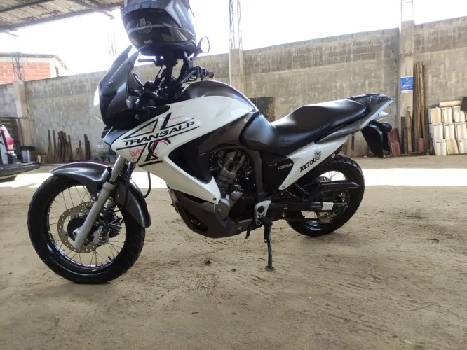 Transalp 700 vendo nao aceito troca