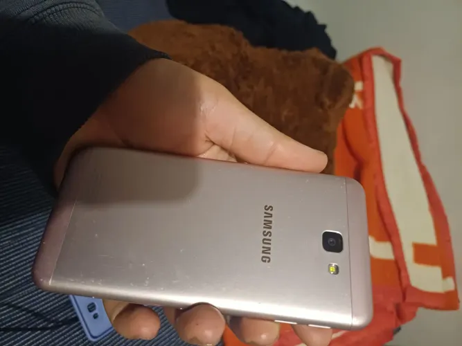 Samsung J5 32gb