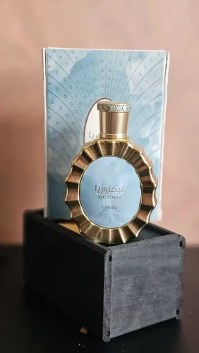 Perfume Victoria Lattafa 100ml Original - Apenas experimentado