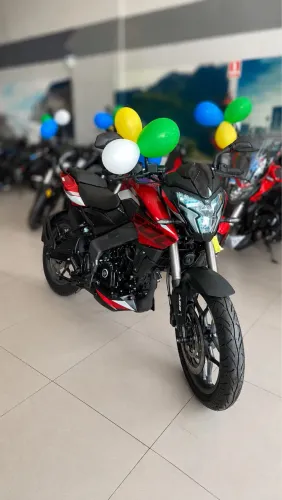 FEIRAO BAJAJ DOMINAR NS200