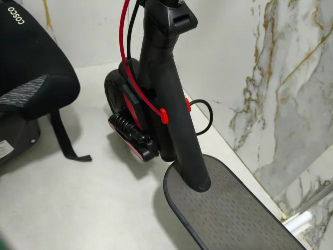 Patinete com amortecedor