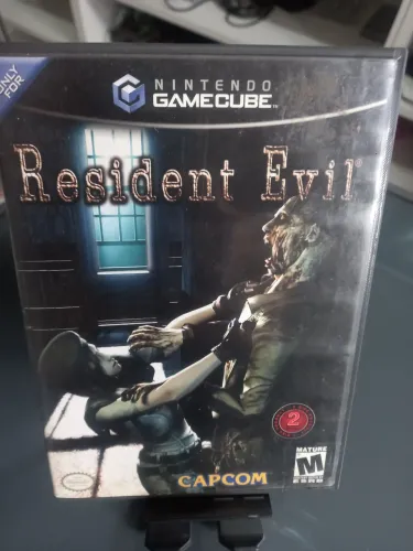 Vendo Resident Evil 1 Game cube ( americano  )