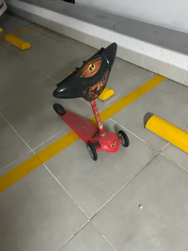 Patinete infantil Os Incríveis