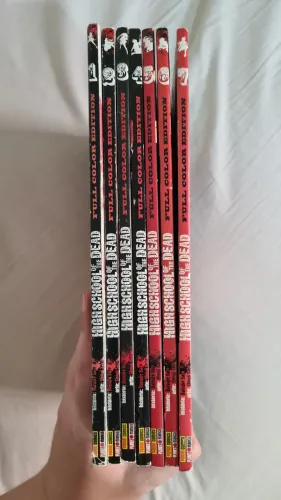 Coleção mangá High School of the Dead Full Color Edition panini
