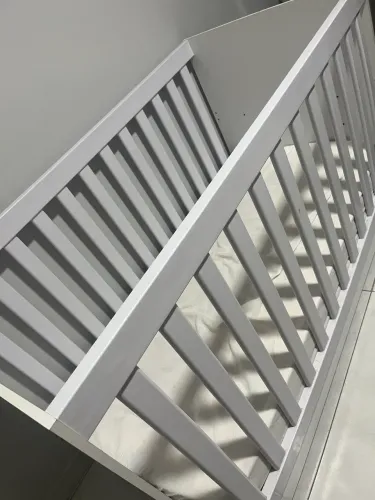 Berço já com colchão