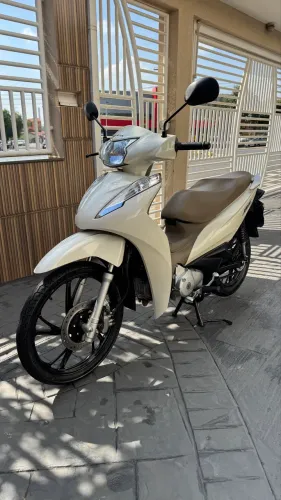 Honda Biz 125 2023
