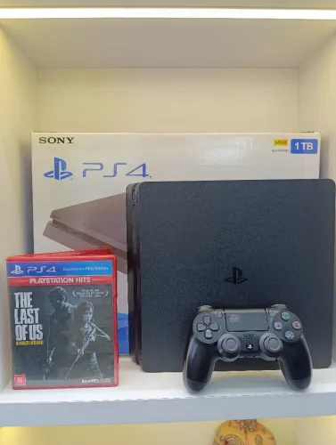 Playstation 4 slim 1TB ( com garantia )
